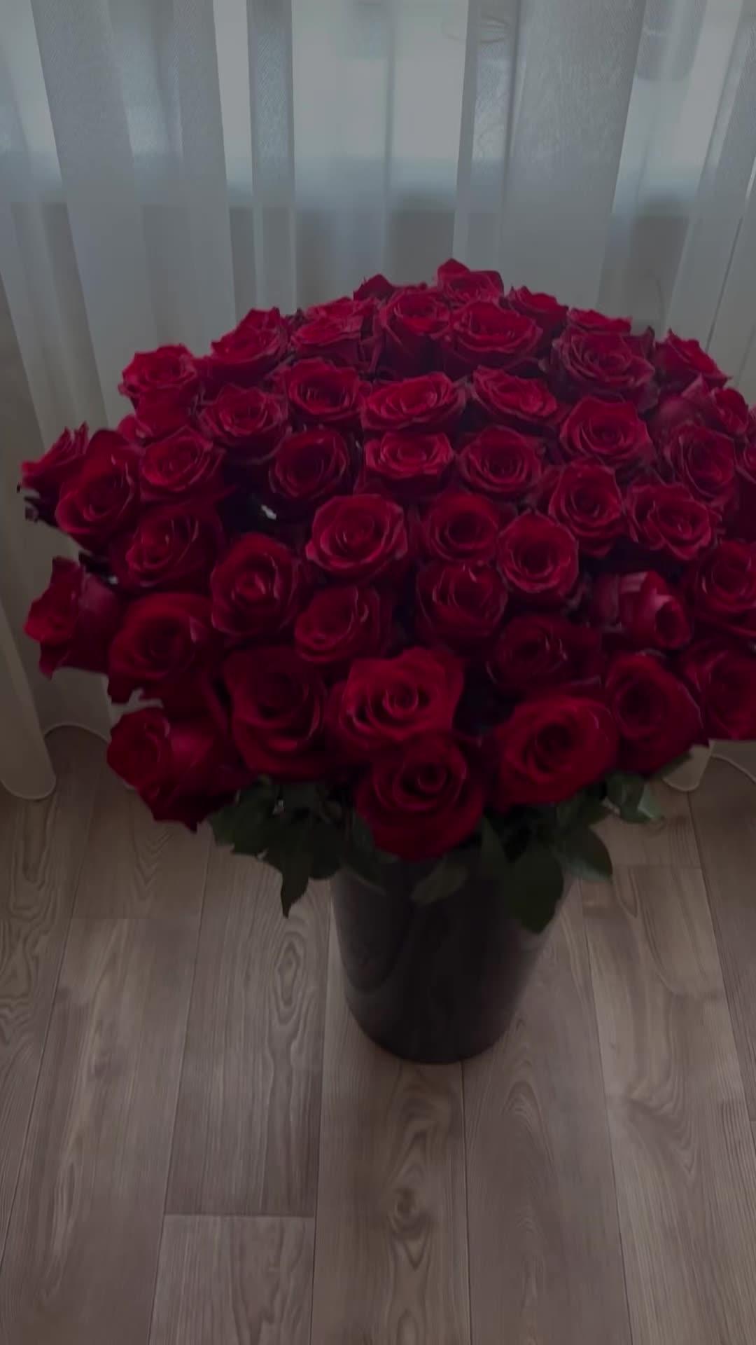 Corporate meeting room with carefully timed floral arrangements that maintain elegance throughout business hours